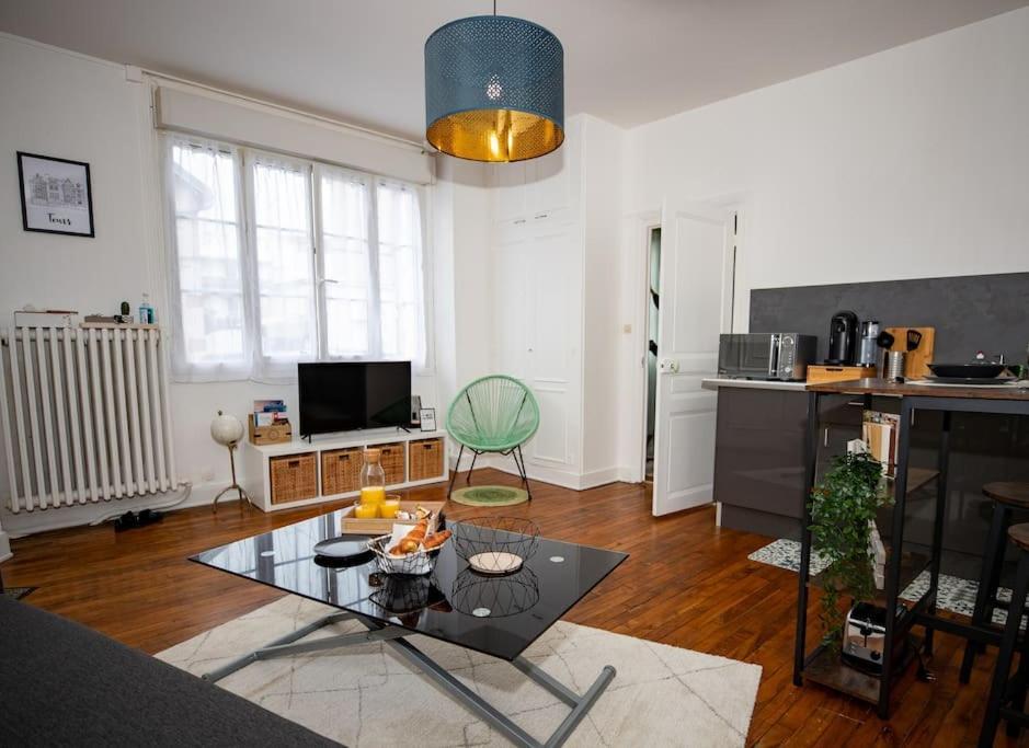 Le Cosy Des Prebendes Apartamento Tours Exterior foto